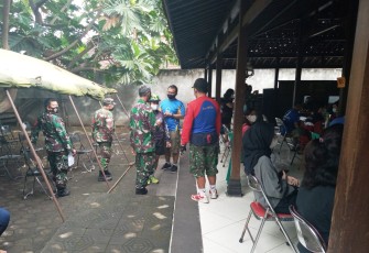 KASDIM 0734/KOTA YOGYAKARTA MENINJAU VAKSINASI COVID-19 DALAM RANGKA TMMD REGULER KE- 111 