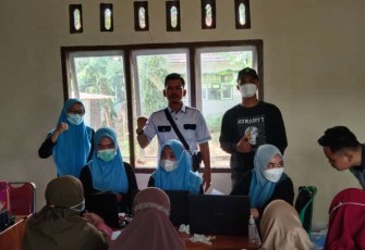 Anggota Dewan Perwakilan Rakyat Daerah ( DPRD ) Kabupaten Seluma dari Fraksi partai Amanat Nasional( PAN ) melaksanakan Reses masa persidangan pertama tahun 2021 - 2022 ke Daerah Pemilihan ( Dapil )