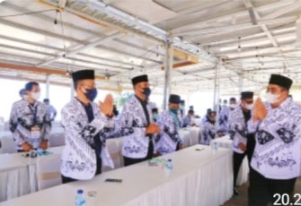 Wakil Bupati Bintan Roby Resmi Buka Konferensi Kerja I PGRI Kabupaten Bintan Tahun 2021.