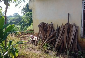 Rumah terdampak longsor. Foto.klikwarta