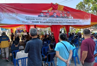 Vaksinasi Massal Serentak HUT Bhayangkara Ke-75 Dipadati Masyarakat