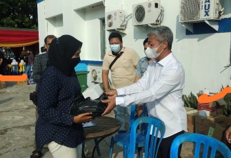 Serbuan Vaksin Gratis Berhadiah Mug Cantik dan Sembako Untuk 2000 Pendaftar Pertama