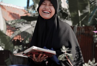  Shovia, Gadis Tomboy Penghafal Qur’an
