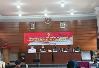 Forum acara pelantikan sekdes