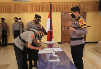 Kapolres Pimpin Sertijab Beberapa Kapolsek di Jajaran Polres Garut