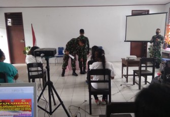 Kasdim 1310/Bitung saat memaparkan prosedur perekrutan calon anggota TNI
