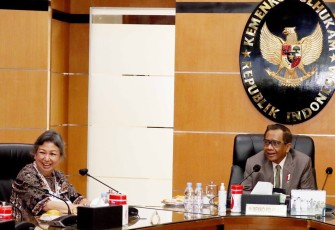 Temui Menkopolhulkam, NasDem Perjuangkan Syaikhona Kholil Jadi Pahlawan Nasional
