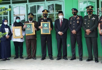 Walikota Tebing Tinggi Bersama Forkopimda Tinjau Pelaksanaan Vaksinasi Sinovac Bagi Pelajar