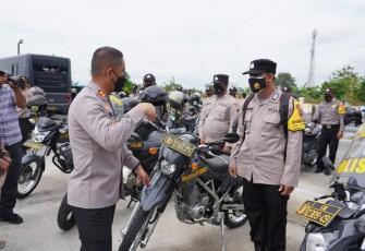 Kapolres Klaten Mengecek Kendaraan Dinas  Jajarannya
