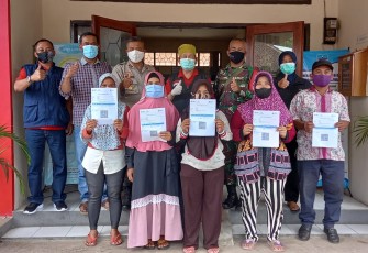 Kapolsek Wanaraja - Polres Garut, Melakukan Pemantauan Gelar  Vaksinasi Covid -19  Bertempat di Kantor Kecamatan Pangatikan