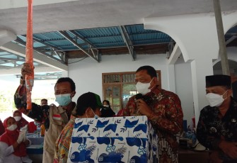 Bupati Bengkulu Utara Ir H Mian tinjau kegiatan Vaksinasi di kecamatan Giri Mulya