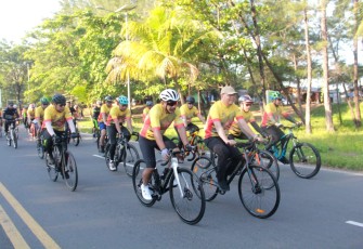  Fun Bike dalam rangka HUT Bhayangkara ke 76 di Lapangan Rekonfu Polda Bengkulu Minggu (19/6/2022).