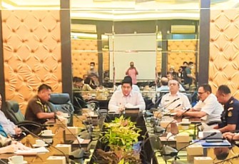 Plt Bupati Bintan saat Audiensi Bersama Ormas dan Organisasi Nelayan Kabupaten Bintan