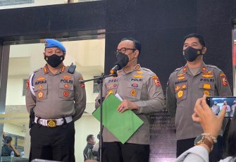 Kadiv Humas Polri Irjen Dedi Prasetyo kepada wartawan usai sidang etik Ferdy Sambo di Gedung TNCC, Mabes Polri, Jakarta Selatan Jumat (26/8). 
