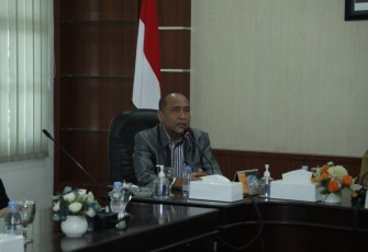 Bupati Asahan saat Terima Visitasi Komisi Informasi Provsu