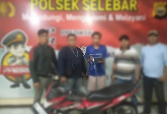 Terduga Pelaku dan Barang Bukti saat Diamankan 