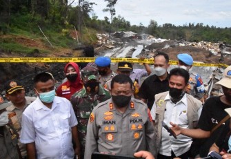 Kapolres Bogor AKBP Dr. Iman Imanuddin S.H., S.I.K., M.H saat turut tinjau lokasi