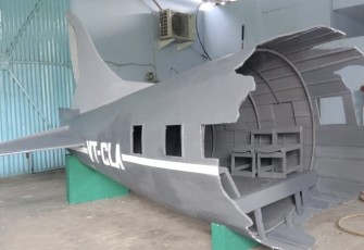 Miniatur Pesawat Dakota VT-CLA