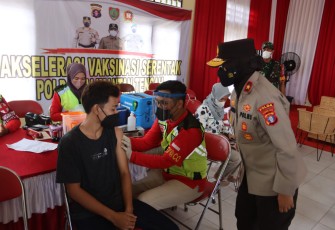 Akselerasi Vaksinasi