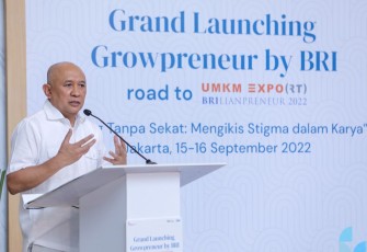 Menteri Koperasi dan UKM Teten Masduki dalam acara Grand Launching Growpreneur by BRI di Gedung Smesco, Jakarta, Kamis (15/9.