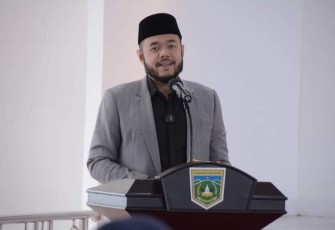 Wali Kota Padang Panjang Fadly Amran, BBA, Datuak Paduko Malano.