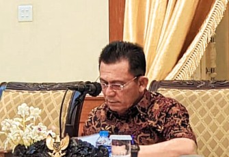 Gubernur Kepulauan Riau H. Ansar Ahmad