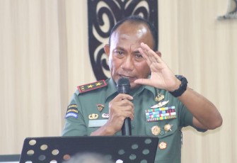 Pangdam XVIII/Kasuari, Mayjen TNI Gabriel Lema, S.Sos