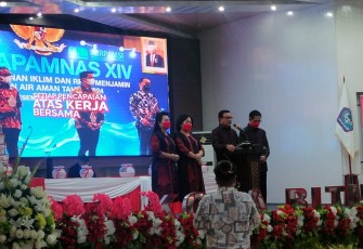 Peringatan setahun kepemimpinan Maurits-Hengky di ruang SH. Sarundajang, Jumat (1/4/22).
