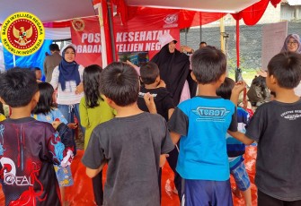 BIN saat Membantu Anak Korban Gempa Cianjur