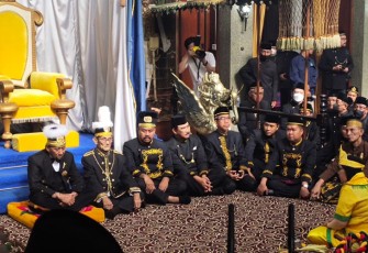Erau Adat Pelas Benua