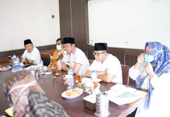 Wagub Bengkulu, Rosjonsyah, menerima audiensi Organisasi Persatuan Masyarakat Lebong (Pamal) di Ruang Rapat VIP RM Sederhana KM 7 Bengkulu