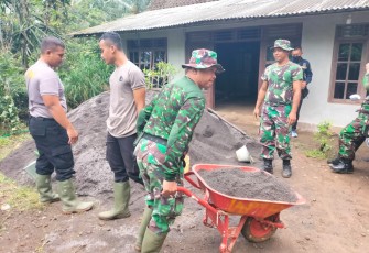 Kegiatan Bakti sosial TNI-Polri di desa Wadas, Purworejo, Jawa Tengah