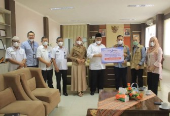Bupati Pasaman pimpin pemberangkatan tim Bank Nagari ke lokasi bencana