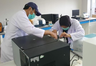 Ilustrasi: Praktikum Pengujian Elektrokimia di Laboratorium Instrumentasi Universitas Pertamina