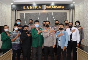 Kapolres Tulungagung bersama Mahasiswa UIN Tulungagung