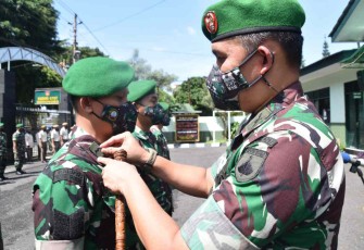 Upacara Kenaikan Pangkat dan Wisuda Purna Tugas
