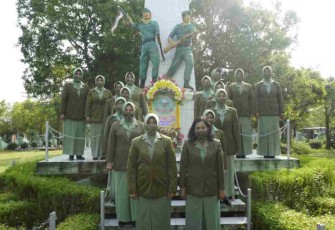 Jelang HUT Persit Ke 76, Persit KCK Cab XIX Dim Ngawi Gelar Ziarah dan Tabur Bunga