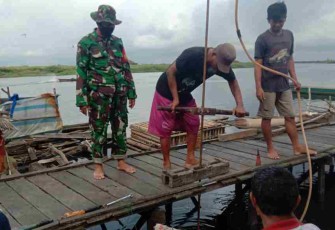 Warga Buat Sumur Bor