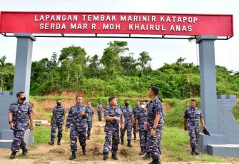 Danpasmar 3 Sidak Pembangunan Sarpas Kesatrian Marinir Katapop Abraham Octavianus Atururi
