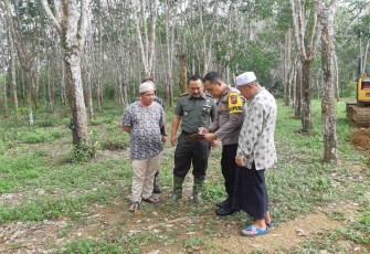 Pembukaan Lahan Hanpangan Tanaman Porang Program POKAR SANGGAM Kab.Balangan