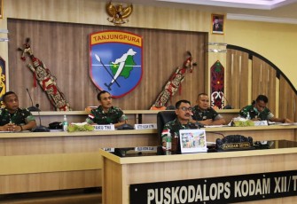 Pangdam XII/Tpr rapat bersama Panglima TNI