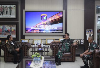 Kunjungan Ketua PPAD di Kodam XII/TPR