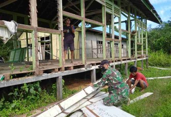Satgas Perbatasan Gotong Royong Bongkar Gereja GKE Maranatha 