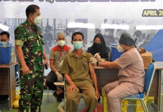 Vaksinasi Ratusan Karyawan PT. Bayan Resources Tbk 