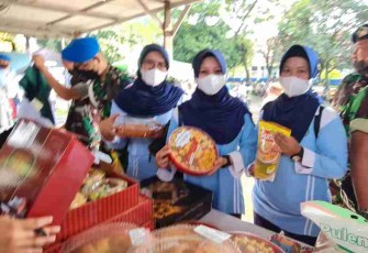 Bazar Murah dan Vaksinasi Gratis 