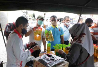 Bazar Murah dan Vaksinasi di Lanud Sutan Sjahrir 