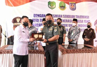 Resmikan Sekolah Toleransi SMA 1 Depok