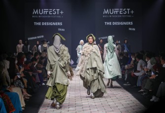 Ajang pameran muslim fashion festival di Grand Ballroom Hotel Ritz Carlton Pacific Place Jakarta, Kamis (21/4/22)