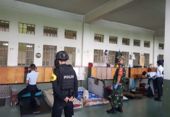 Razia kamar lapas warga hunian. Kamis (21/4/22)