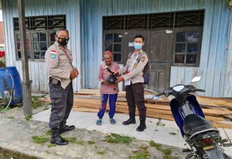Tak kenal lelah berikan pelayanan kesehatan masyarakat pegunungan Bintang. Jum'at (13/05/2022)